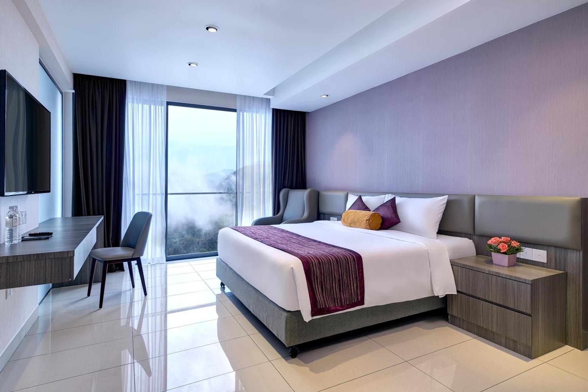 Grand Ion Delemen Hotel Genting Highlands Exterior photo Deluxe Room